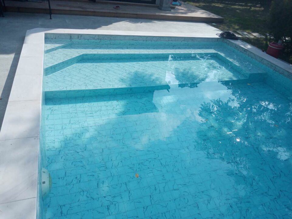 รับซ่อมหรือรีโนเวทสระว่ายน้ำ | by H20 POOL AND SPA